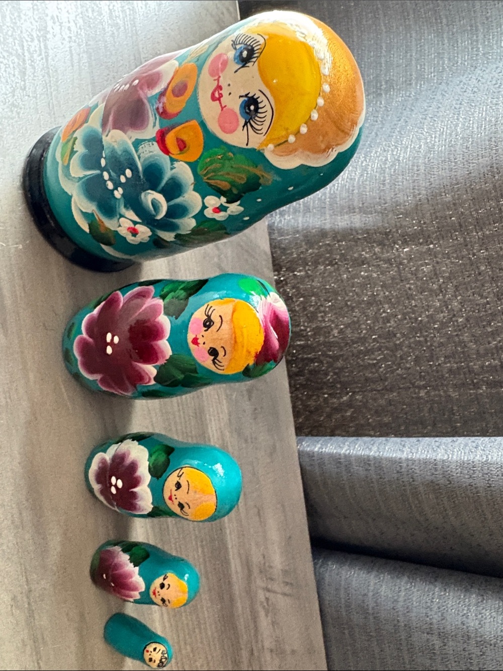 Matrioskas and Russian boxes hand-painted with lacquer - Picture 4 of 5